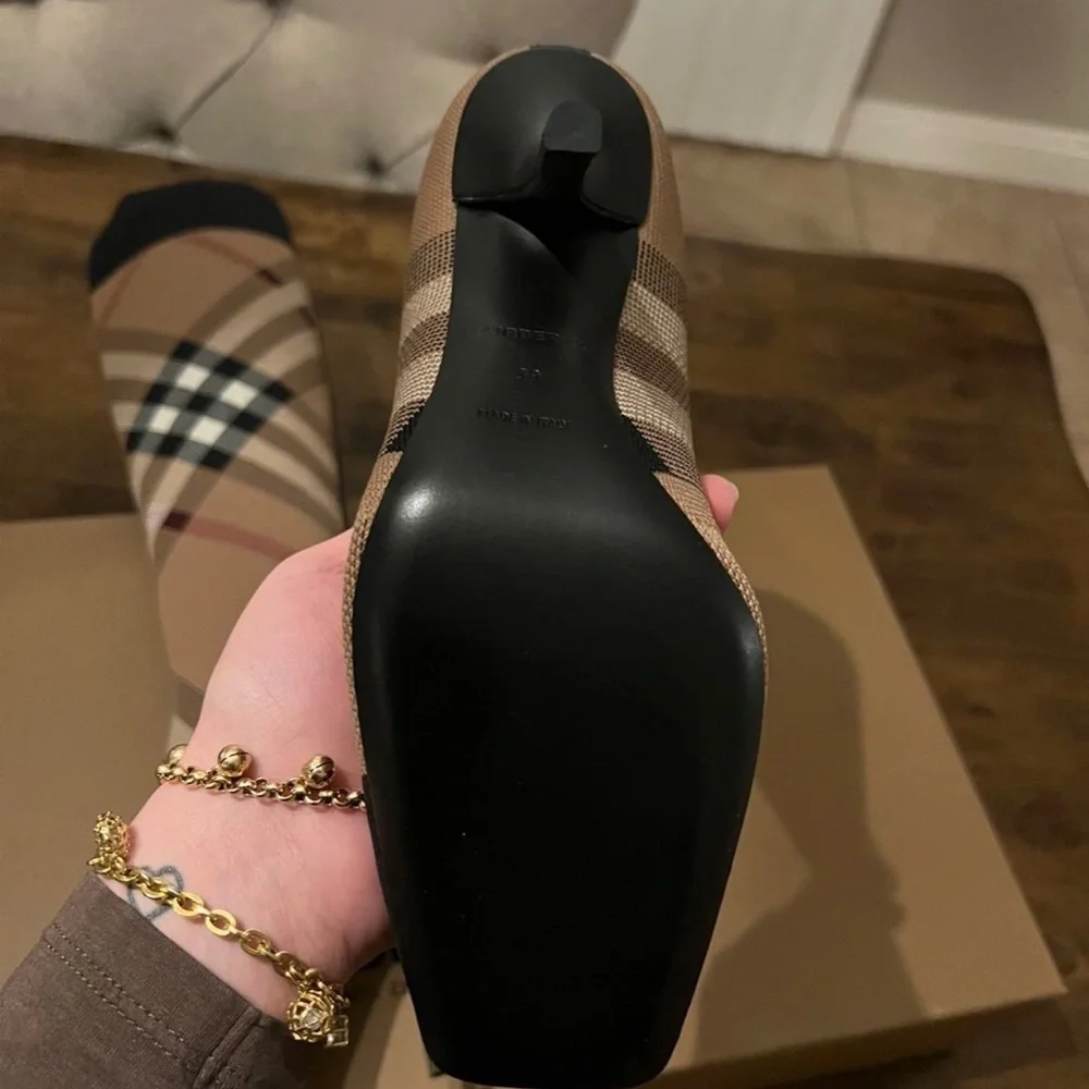 Womens burberry sock boot - Picture 5 of 5